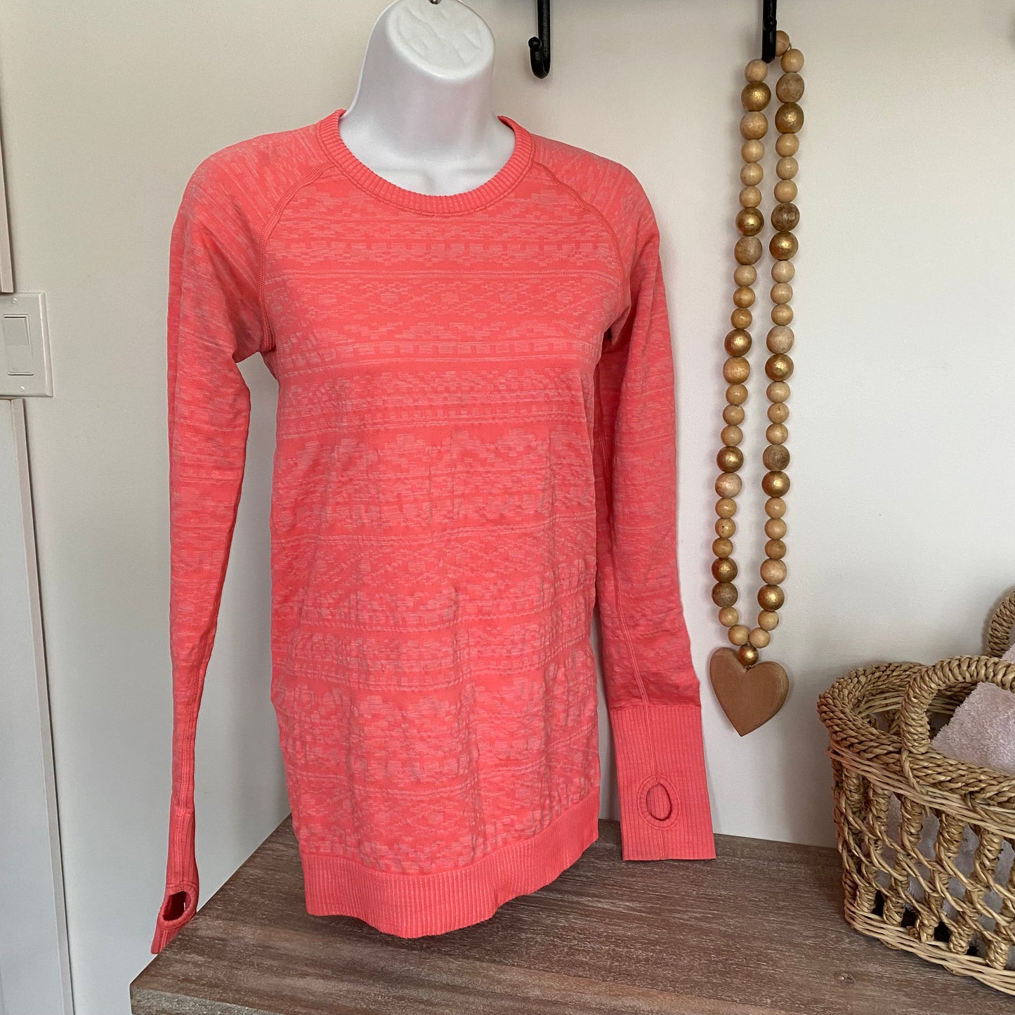 Lululemon Rest Less Pullover Size 6
