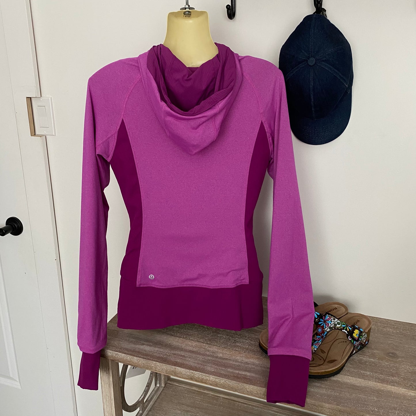 Lululemon In Flux Reversible Hooded Jacket Size 8
