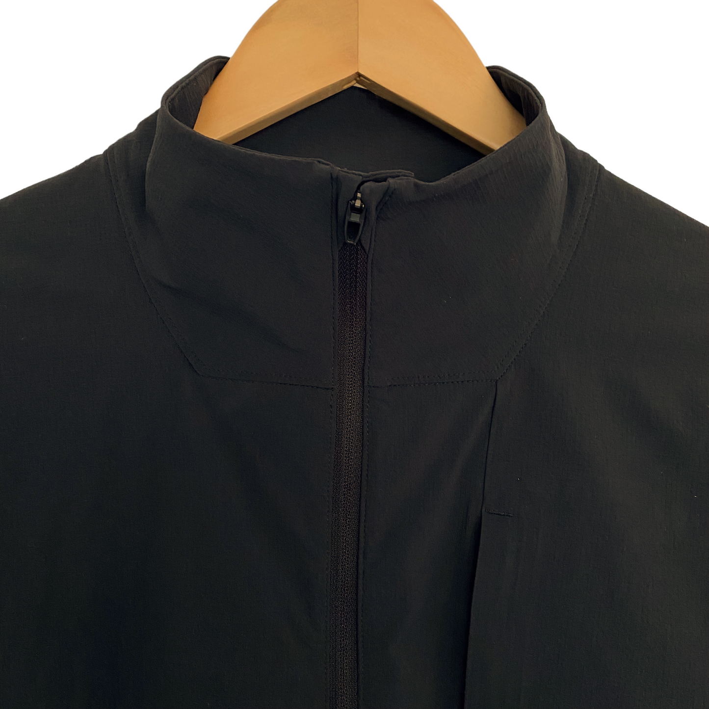Lululemon Men’s Expeditionist Jacket Size Medium
