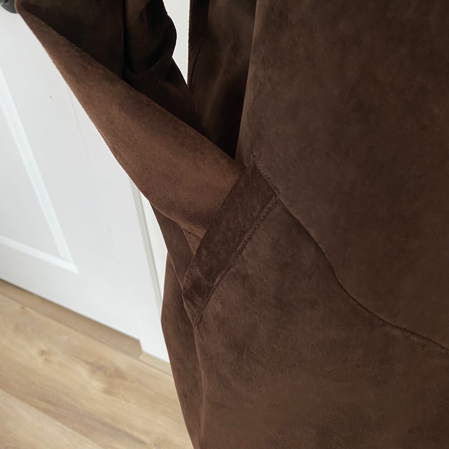 Stunning Vintage Brown Suede Leather Collarless Long Jacket Coat Size Large