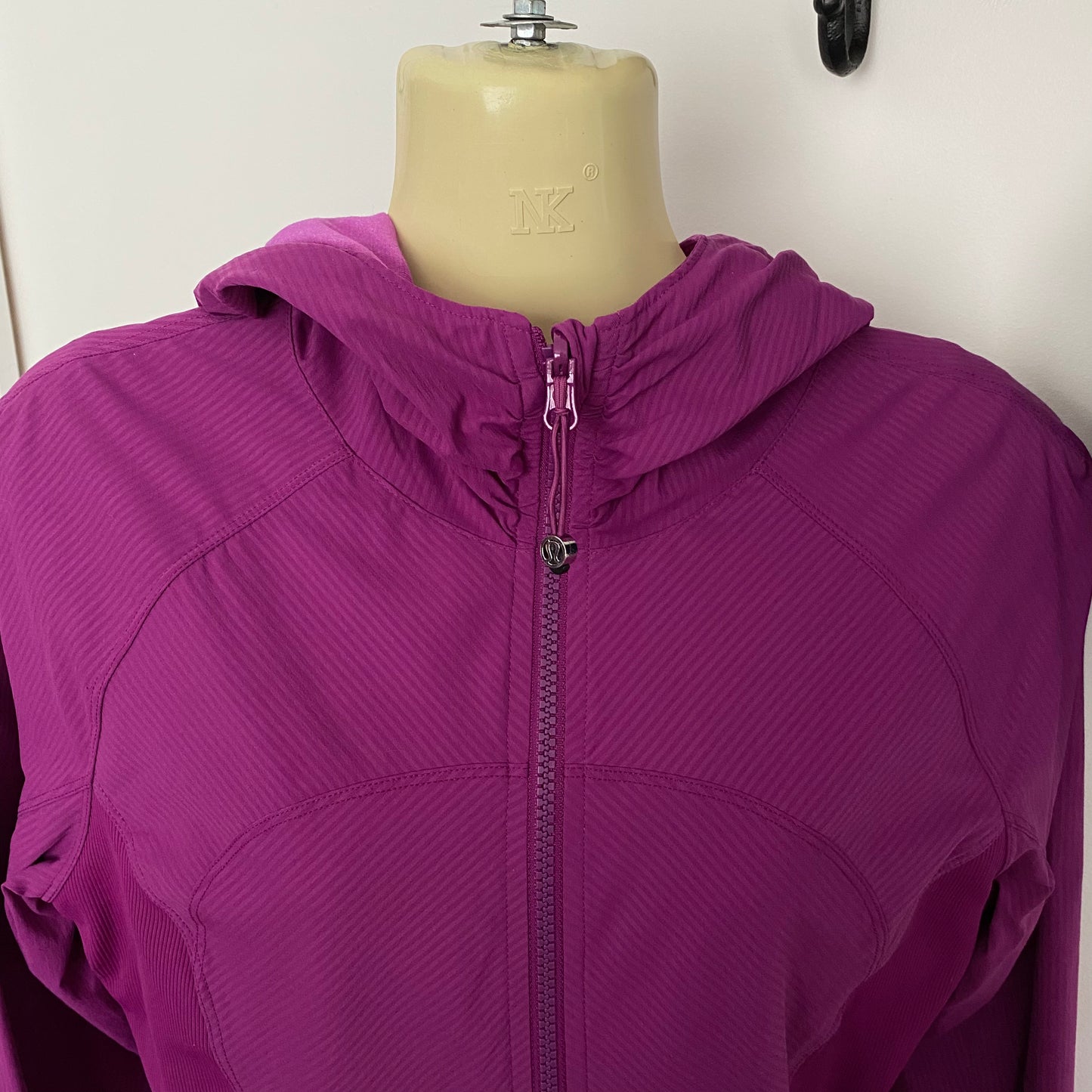 Lululemon In Flux Reversible Hooded Jacket Size 8