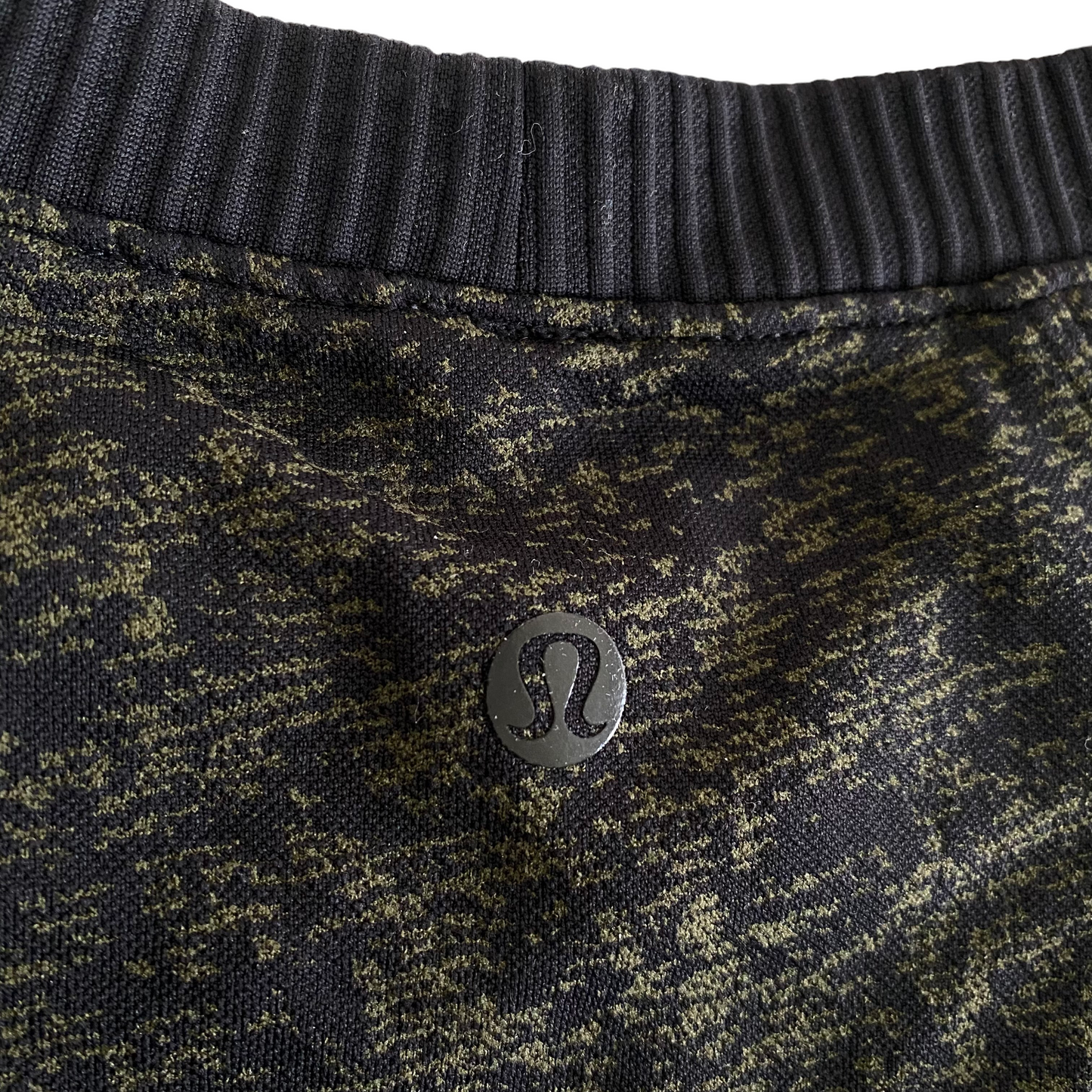 Lululemon Rest Less Pullover Size 8