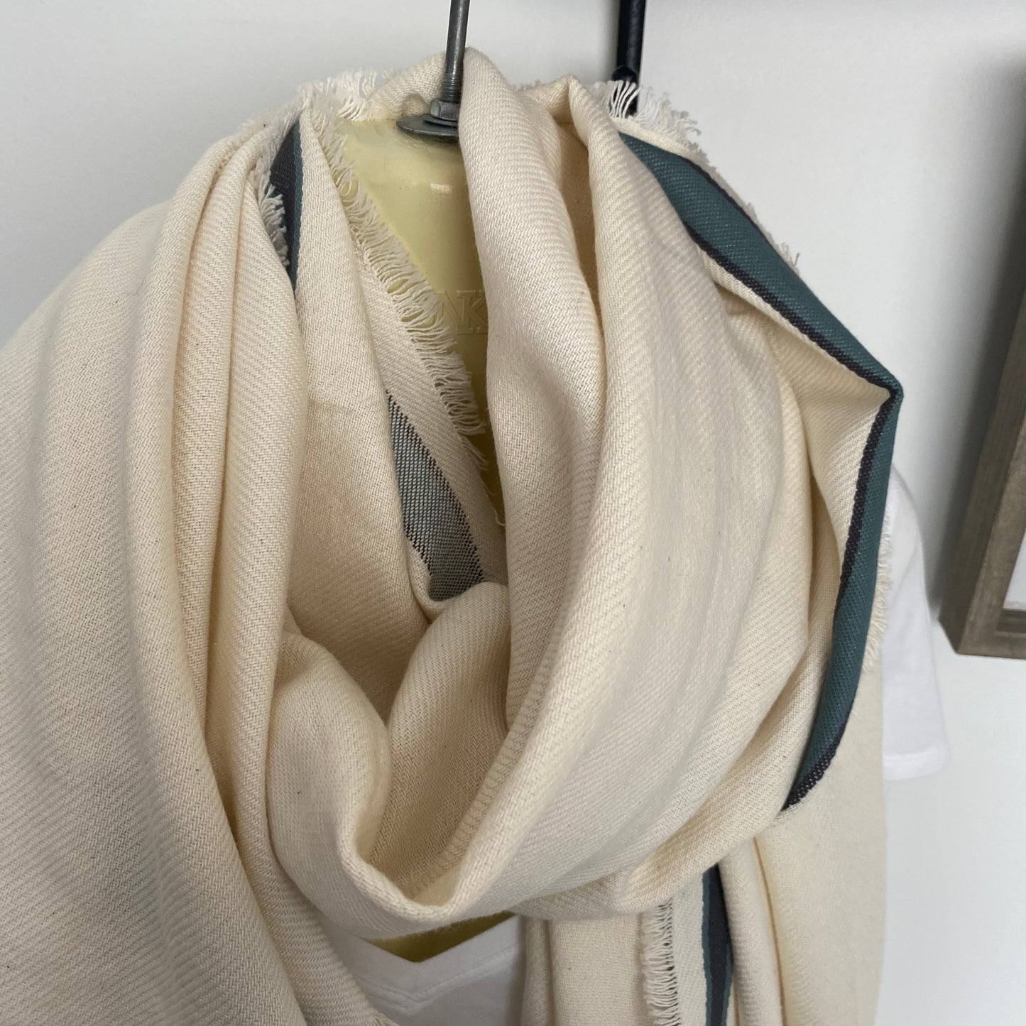 Luxuriously Soft Aritzia Wilfred 100% Cotton Blanket Scarf NWOT