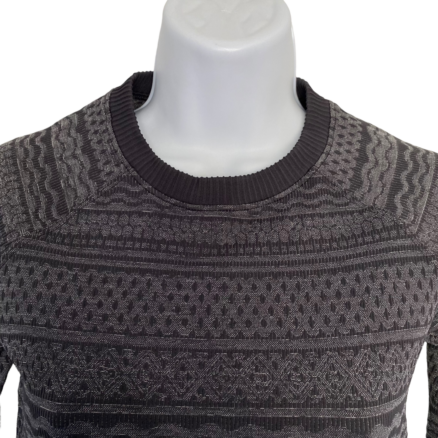 Lululemon Rest Less Pullover Size 6