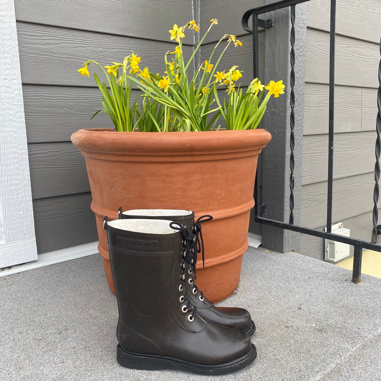 Ilse Jacobsen Laced Medium Height Rainboots Brown Size 9