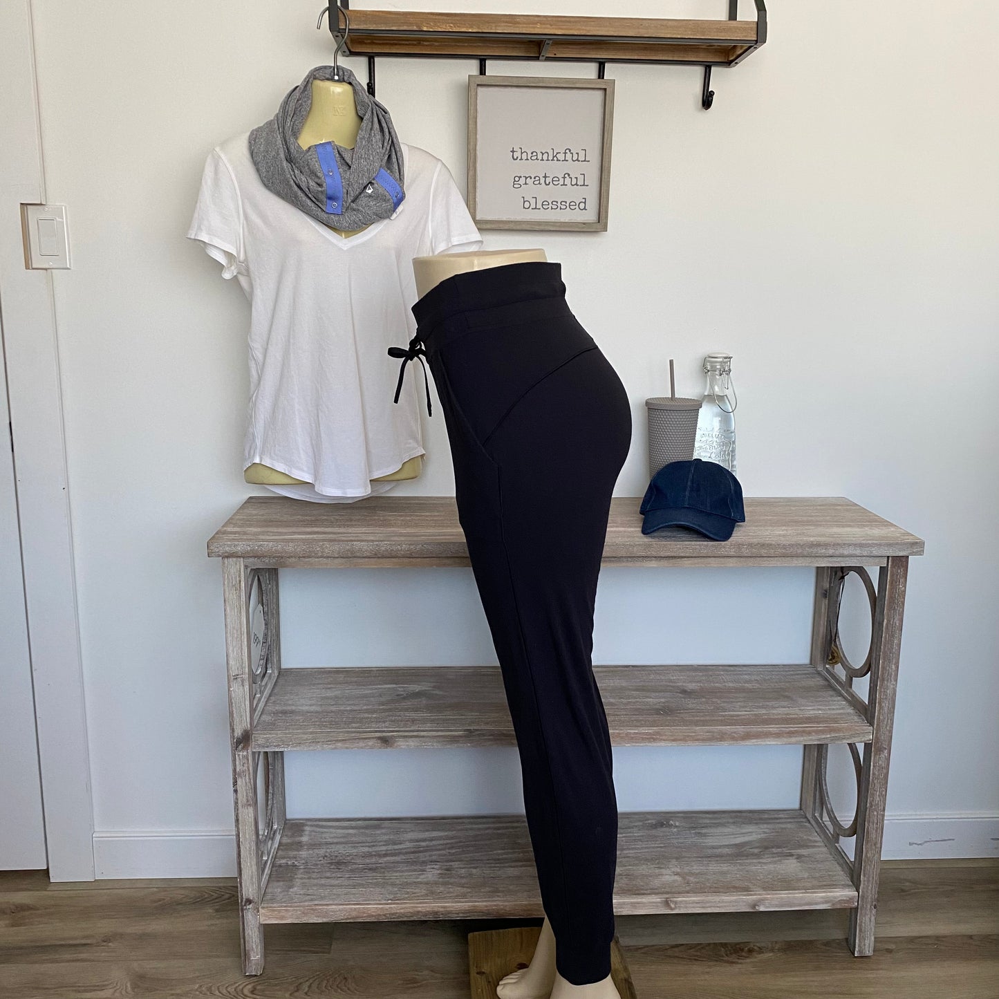 Rare NEW Lululemon Ivivva Village Chill Gray Scarf NWT