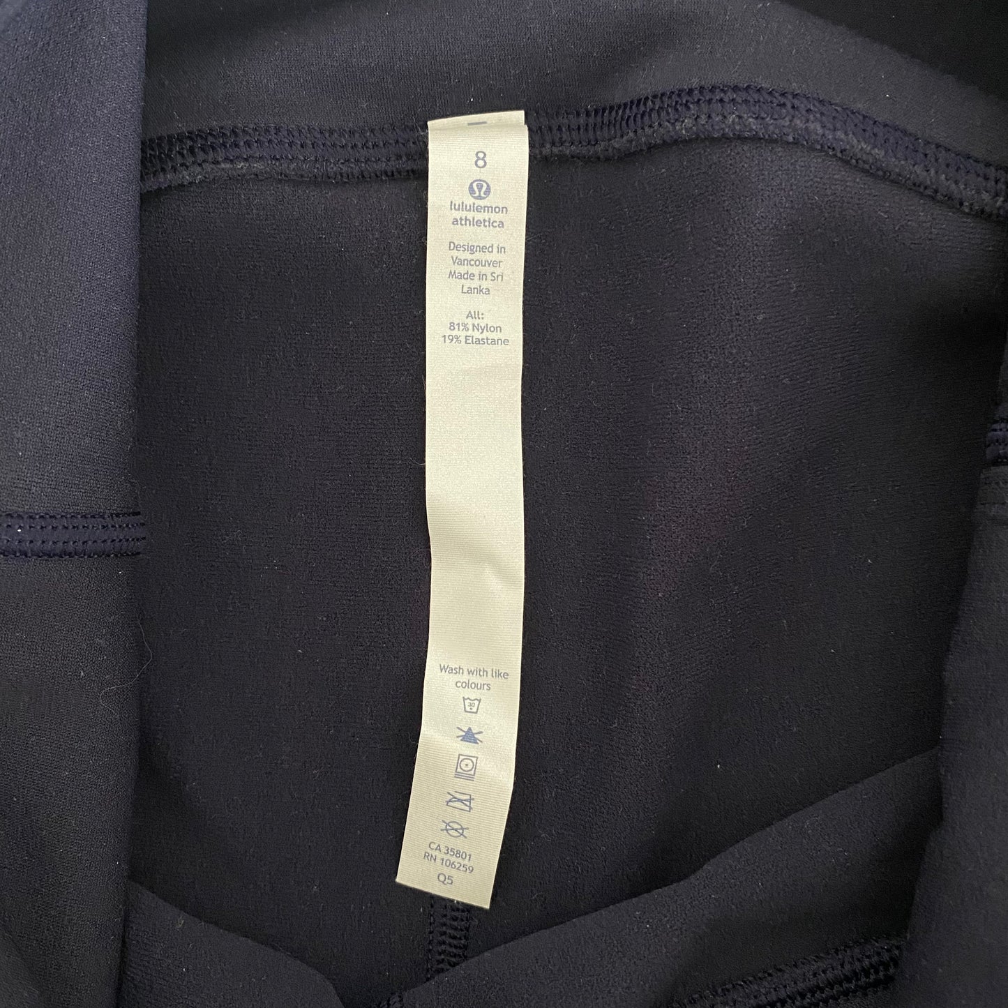 Lululemon Reveal 7/8 Tight Leggings Size Medium