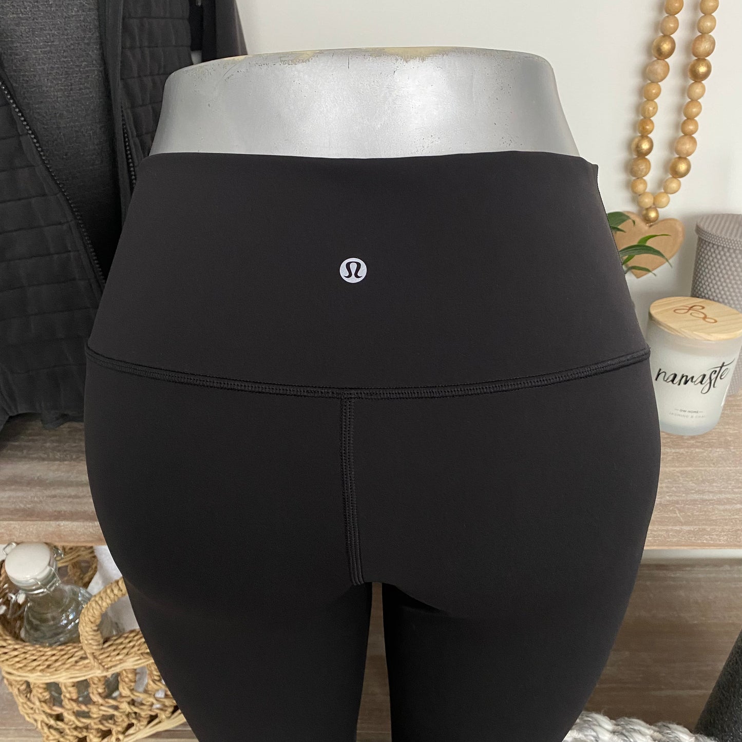 Lululemon Wunder Under Crop Hi Rise Full On Luxtreme Size 12