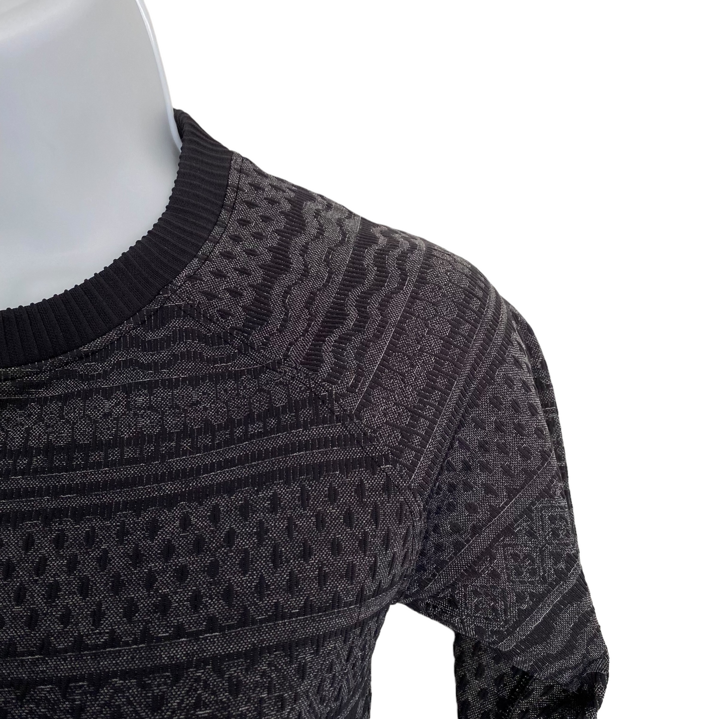 Lululemon Rest Less Pullover Size 6