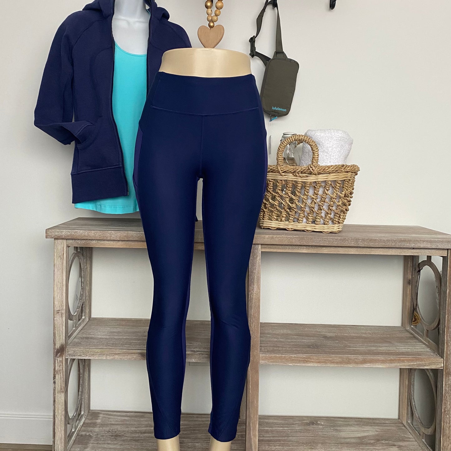 Rare Lululemon Sleet Sprinter Tight Fleece Lined Leggings Pockets Size 4