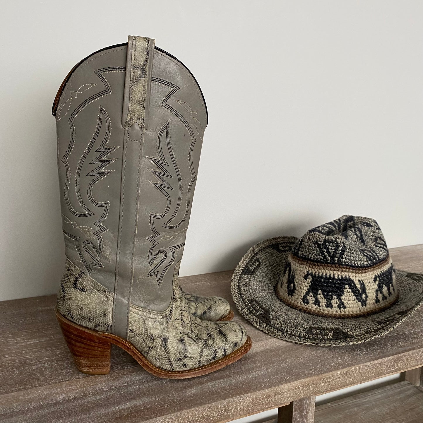 Vintage Miss Capezio Snakeskin Leather Boots Coastal Cowgirl Size 6.5