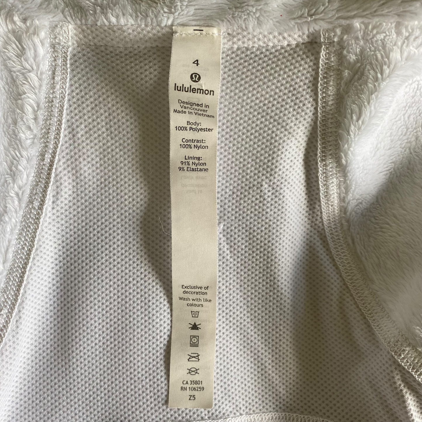 Lululemon Hooded Fleece Jacket Size 4