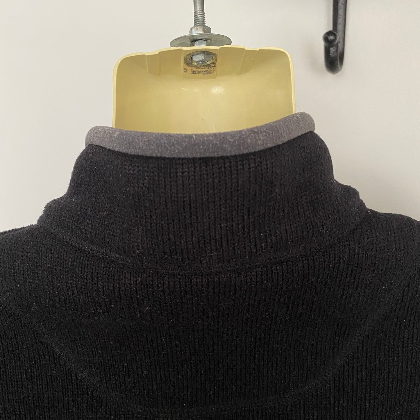 Arcteryx Covert Cardigan Size Small-Medium