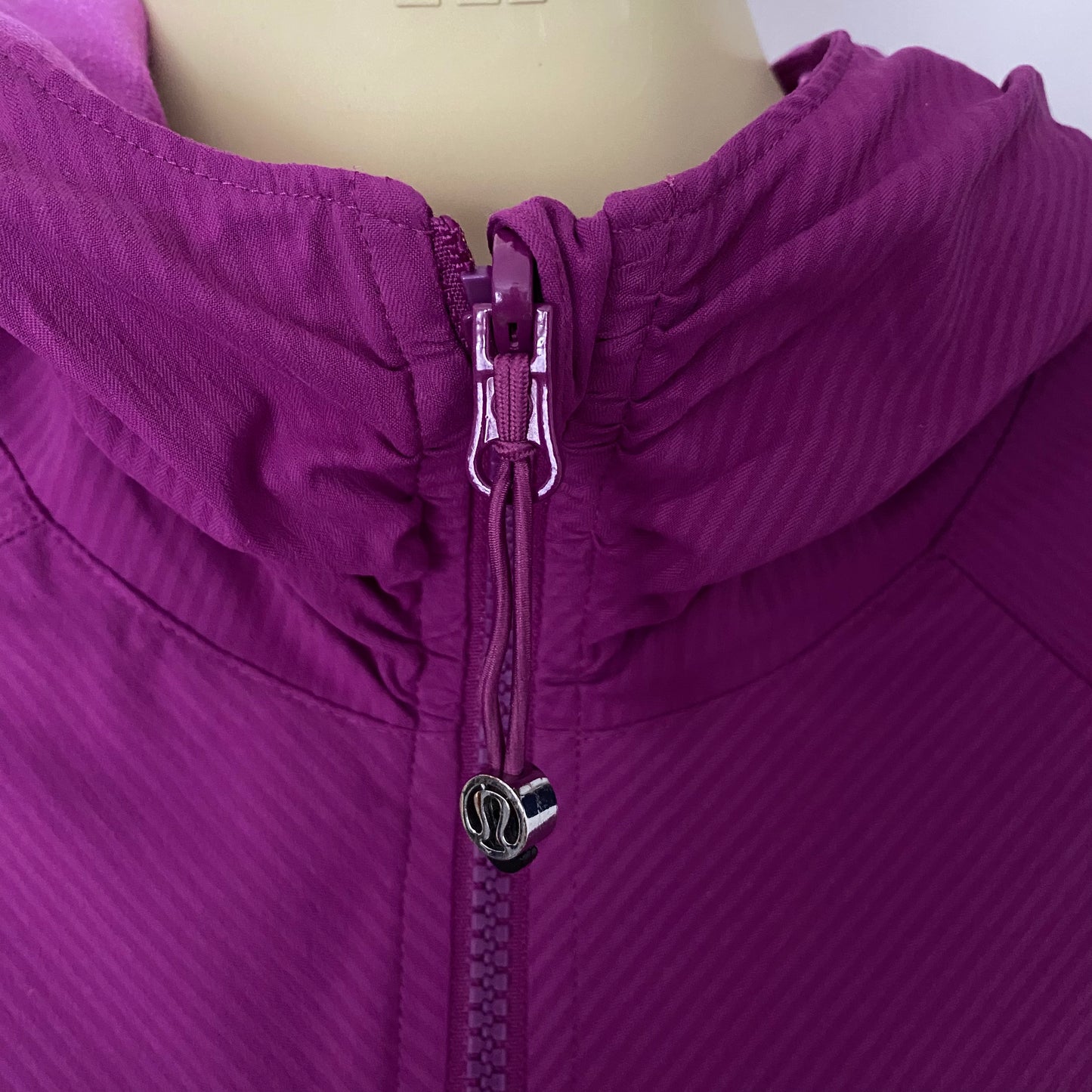 Lululemon In Flux Reversible Hooded Jacket Size 8