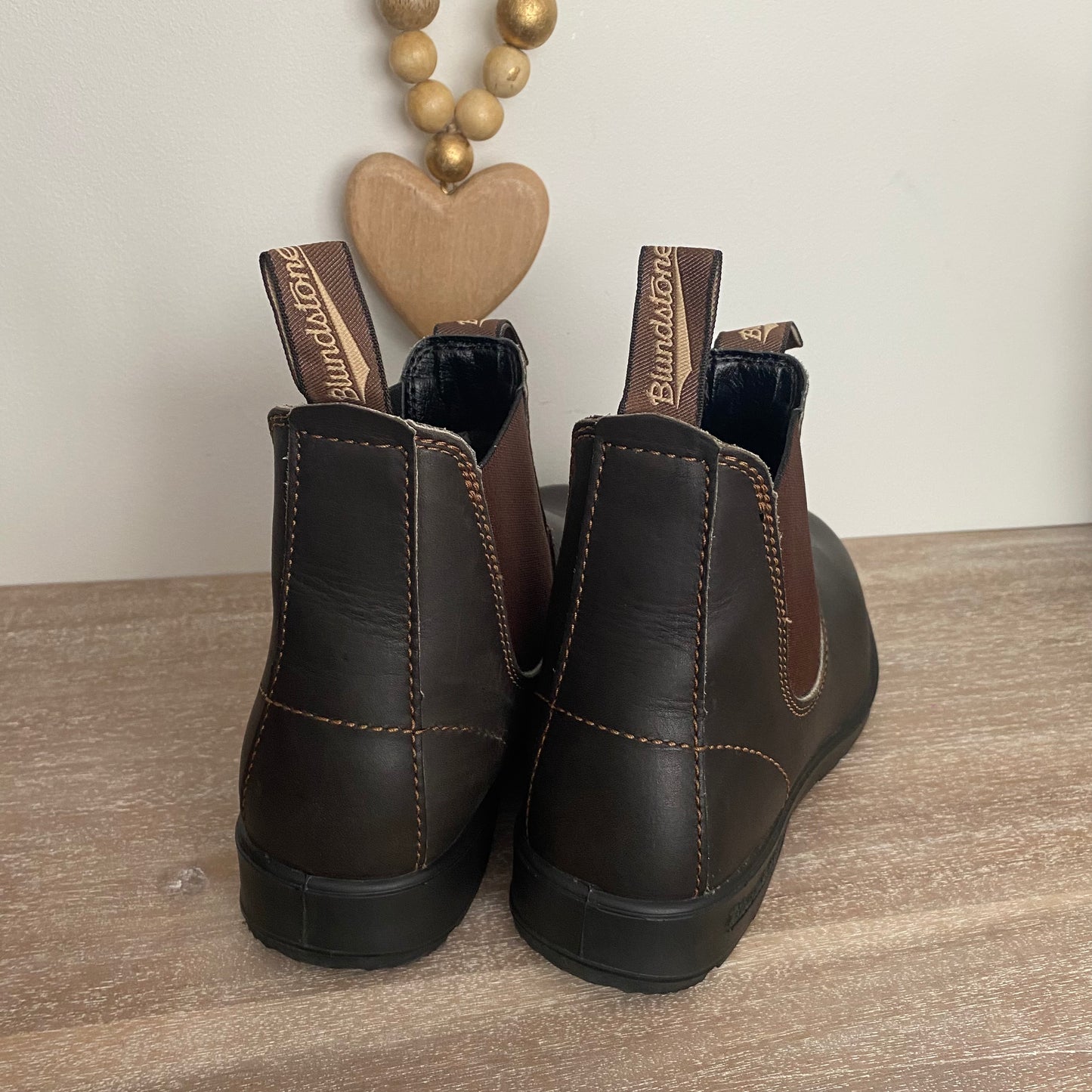 Blundstone Classic 500 Brown Boots - 7 Mens/9 Womens