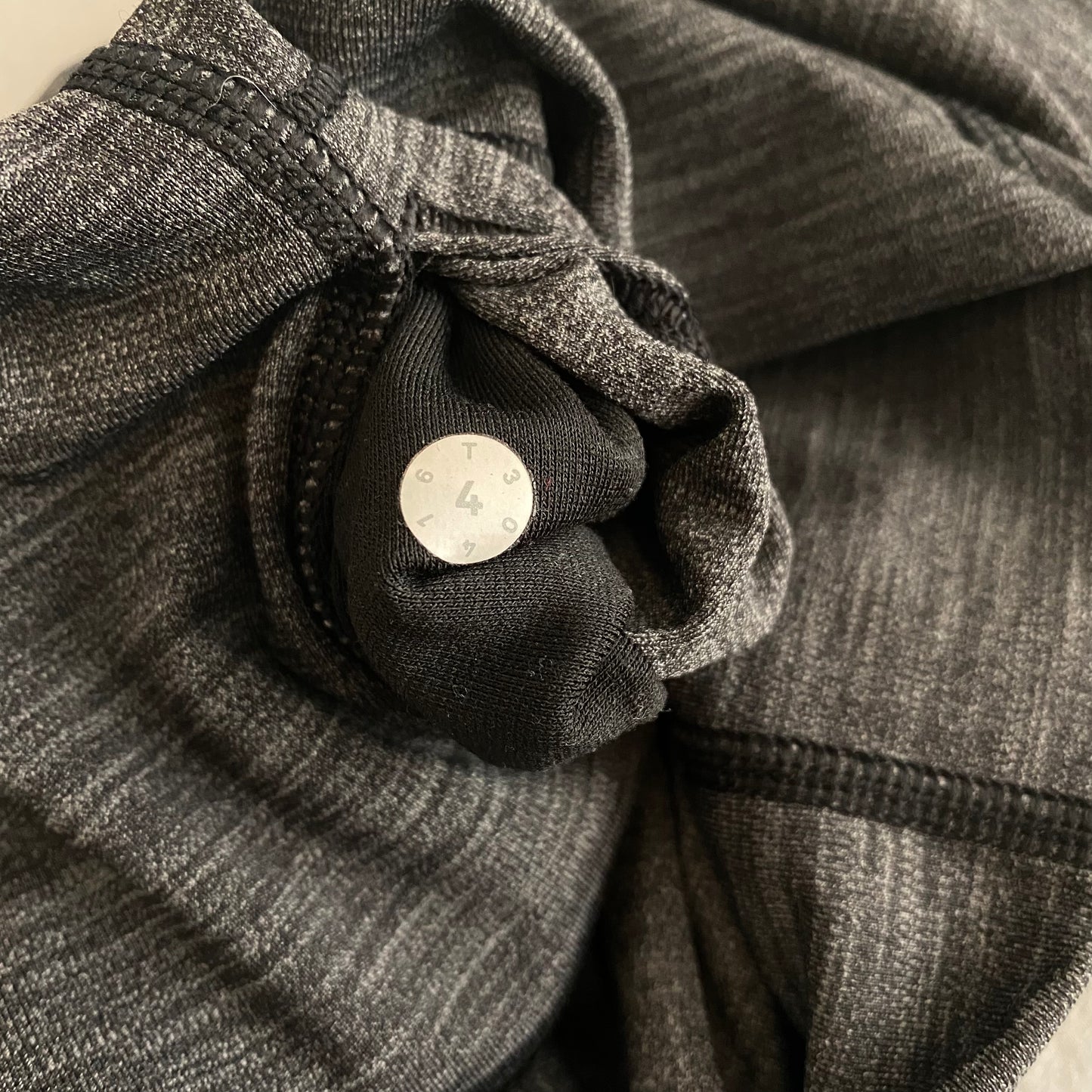 Lululemon Wunder Under 25" Leggings Size 4 - Love it again boutique