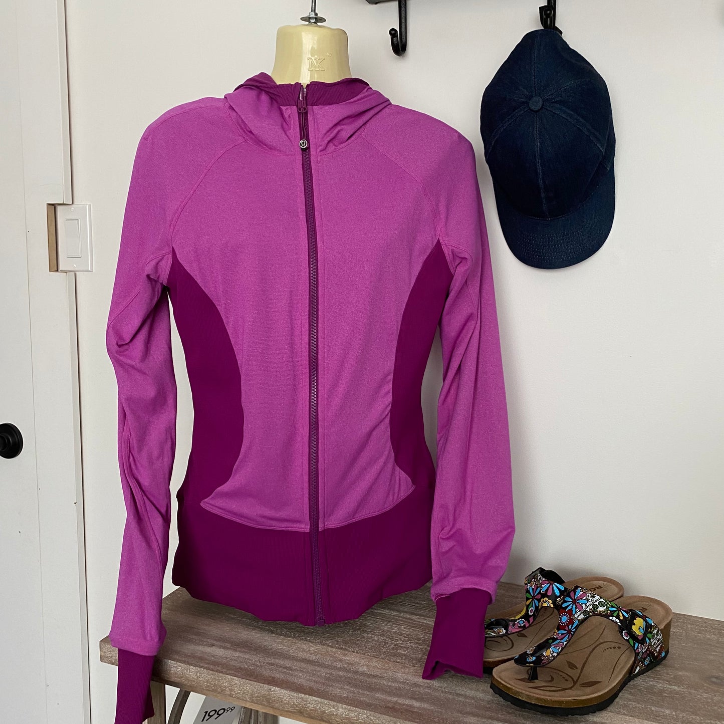 Lululemon In Flux Reversible Hooded Jacket Size 8