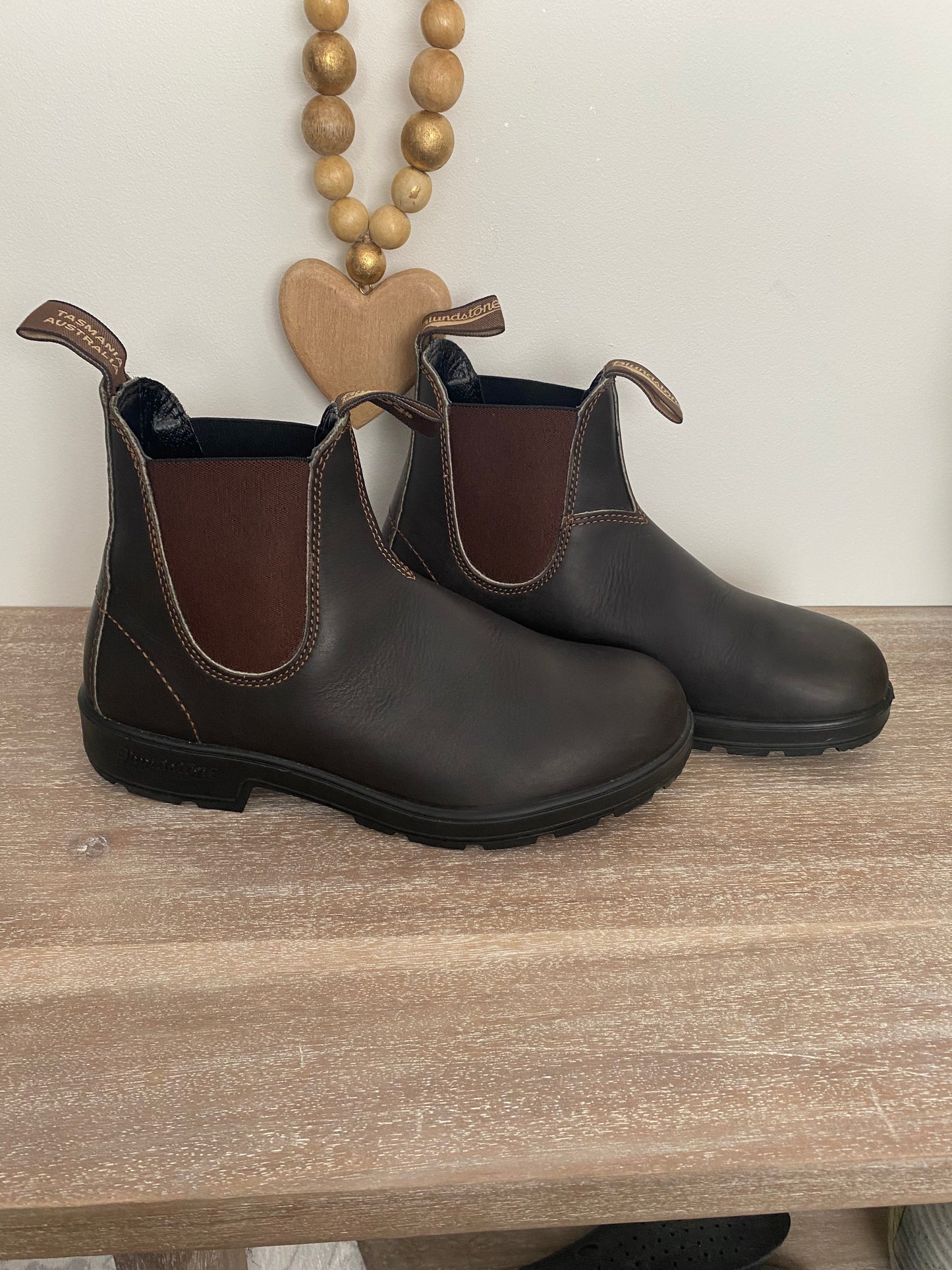 Blundstone Classic 500 Brown Boots - 7 Mens/9 Womens