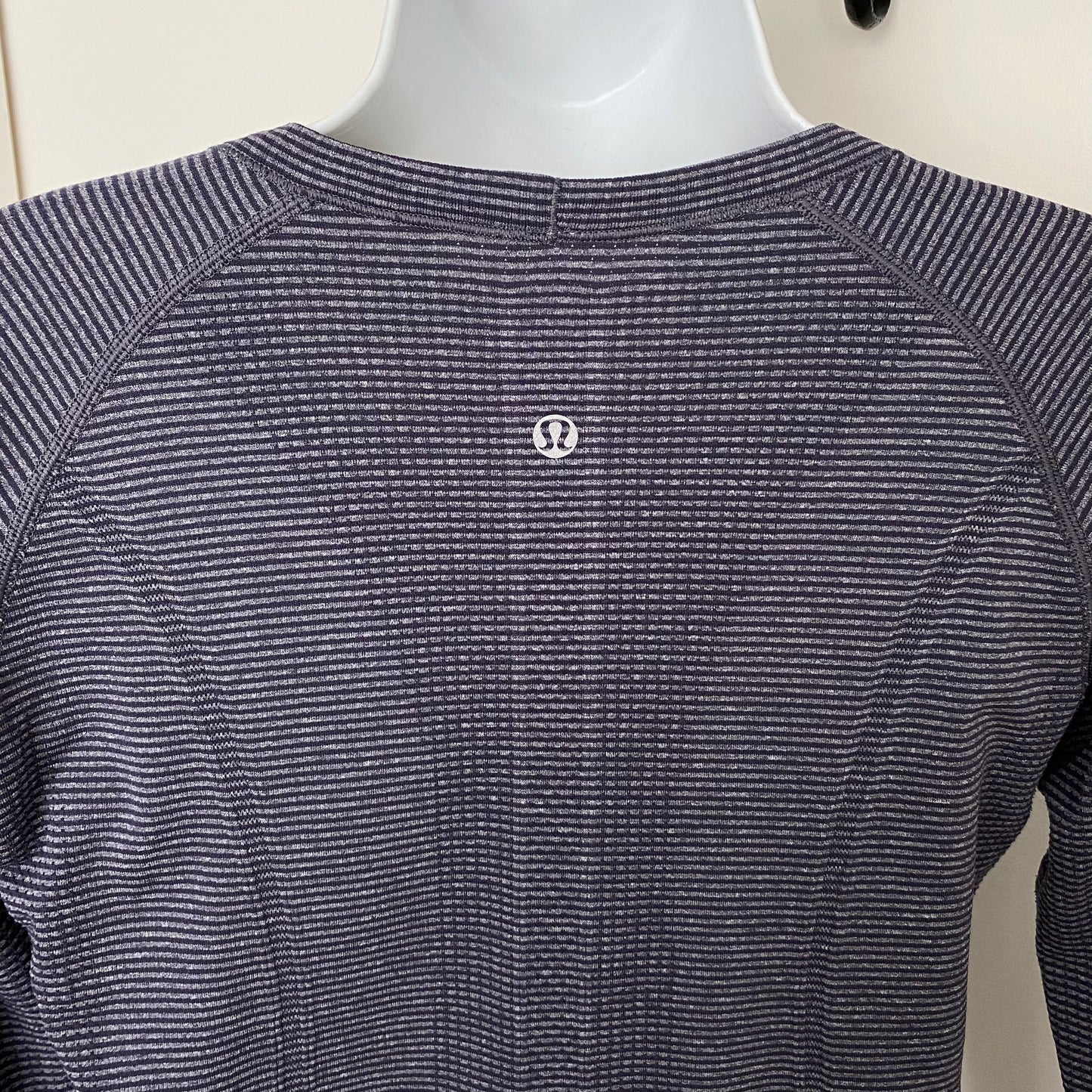 Lululemon Swiftly Tech Long Sleeve Striped Size 10