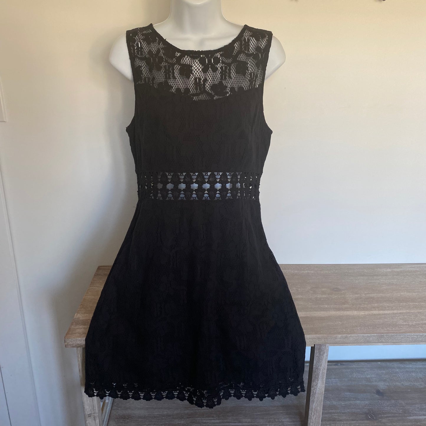 Free People Eyelet Dress Black Size 8