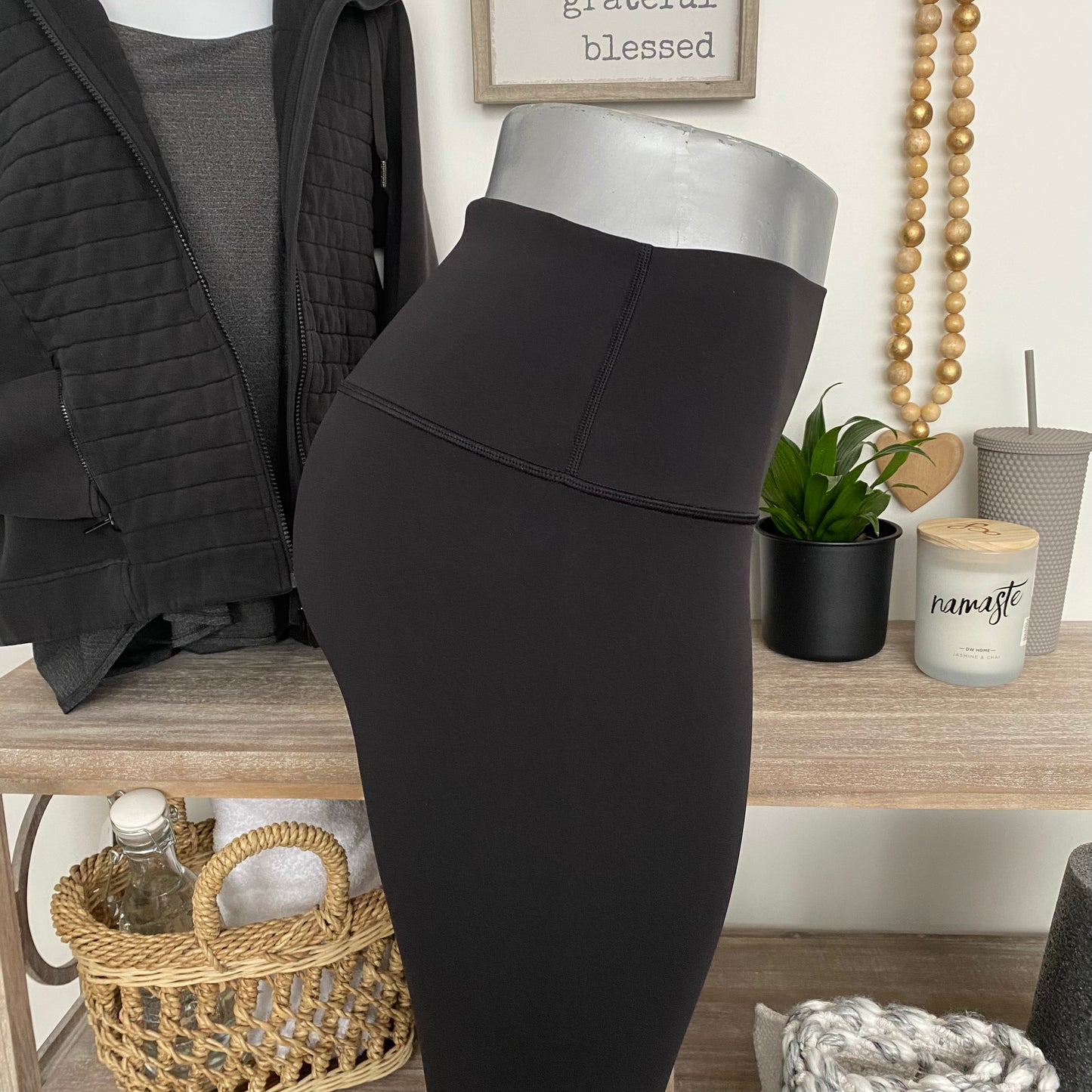 Lululemon Wunder Under Crop Hi Rise Full On Luxtreme Size 12