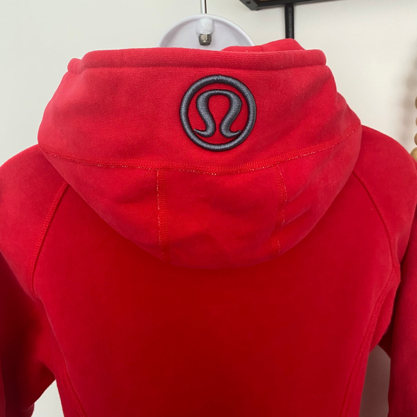 Gorgeous Lululemon Scuba Hoodie Size 8