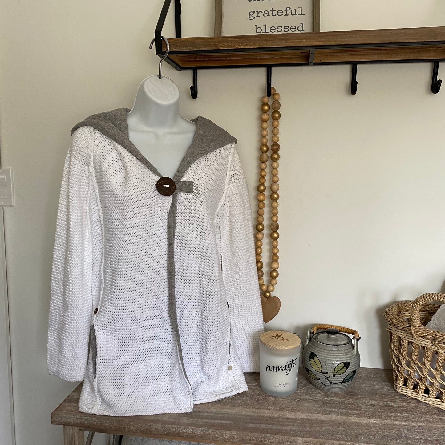 New Hooded Cardigan White Size Medium to Large