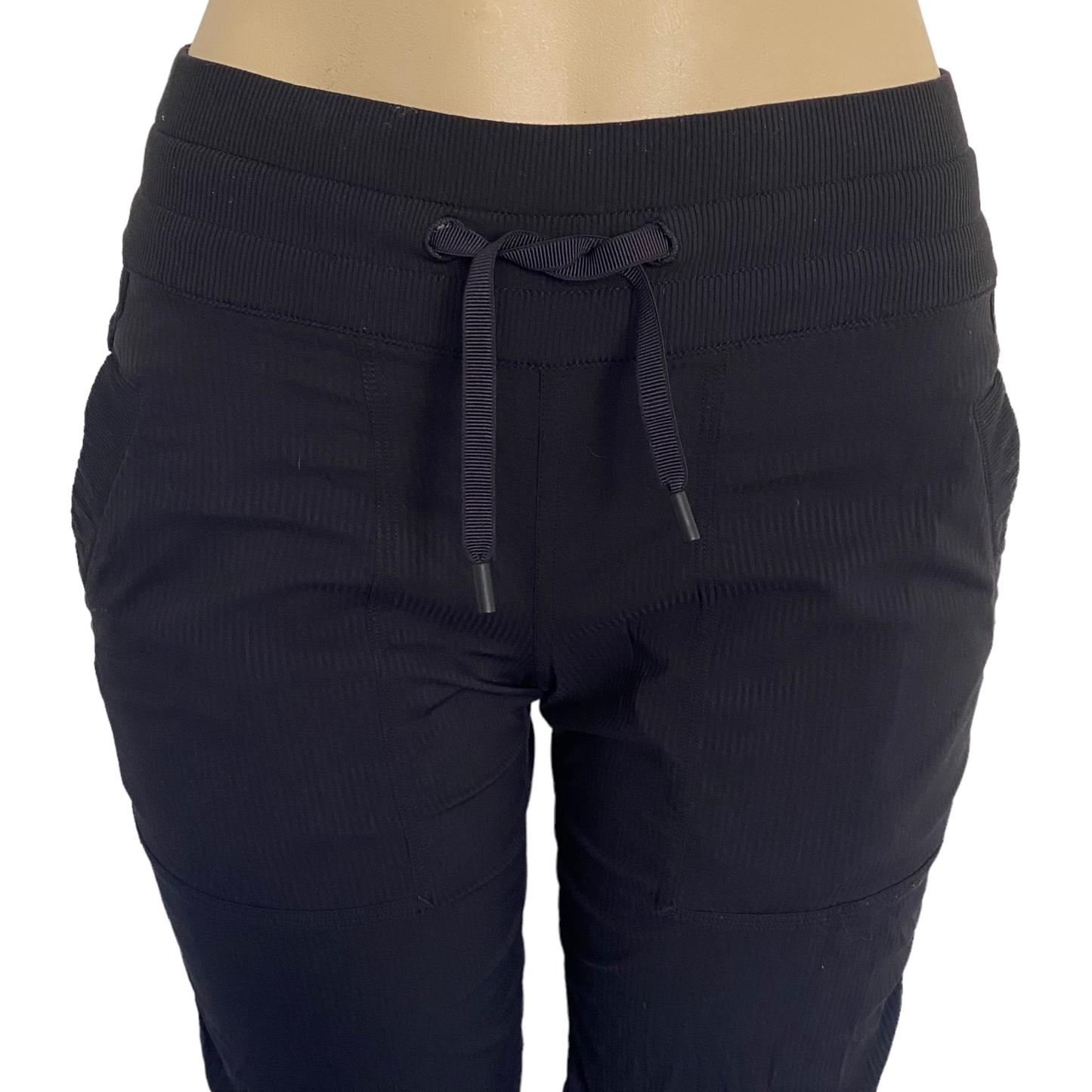 Lululemon Studio Crop Size 4