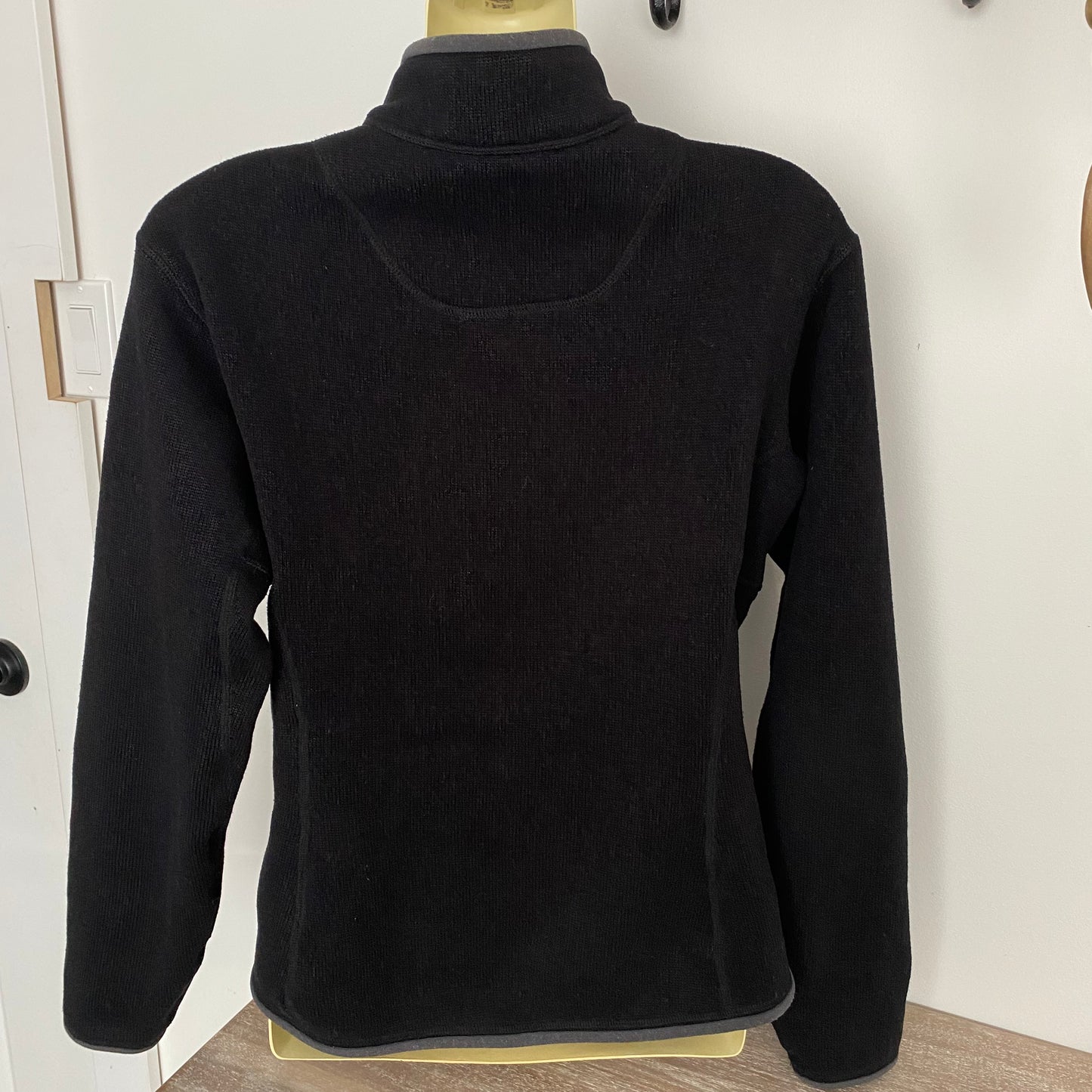 Arcteryx Covert Cardigan Size Small-Medium