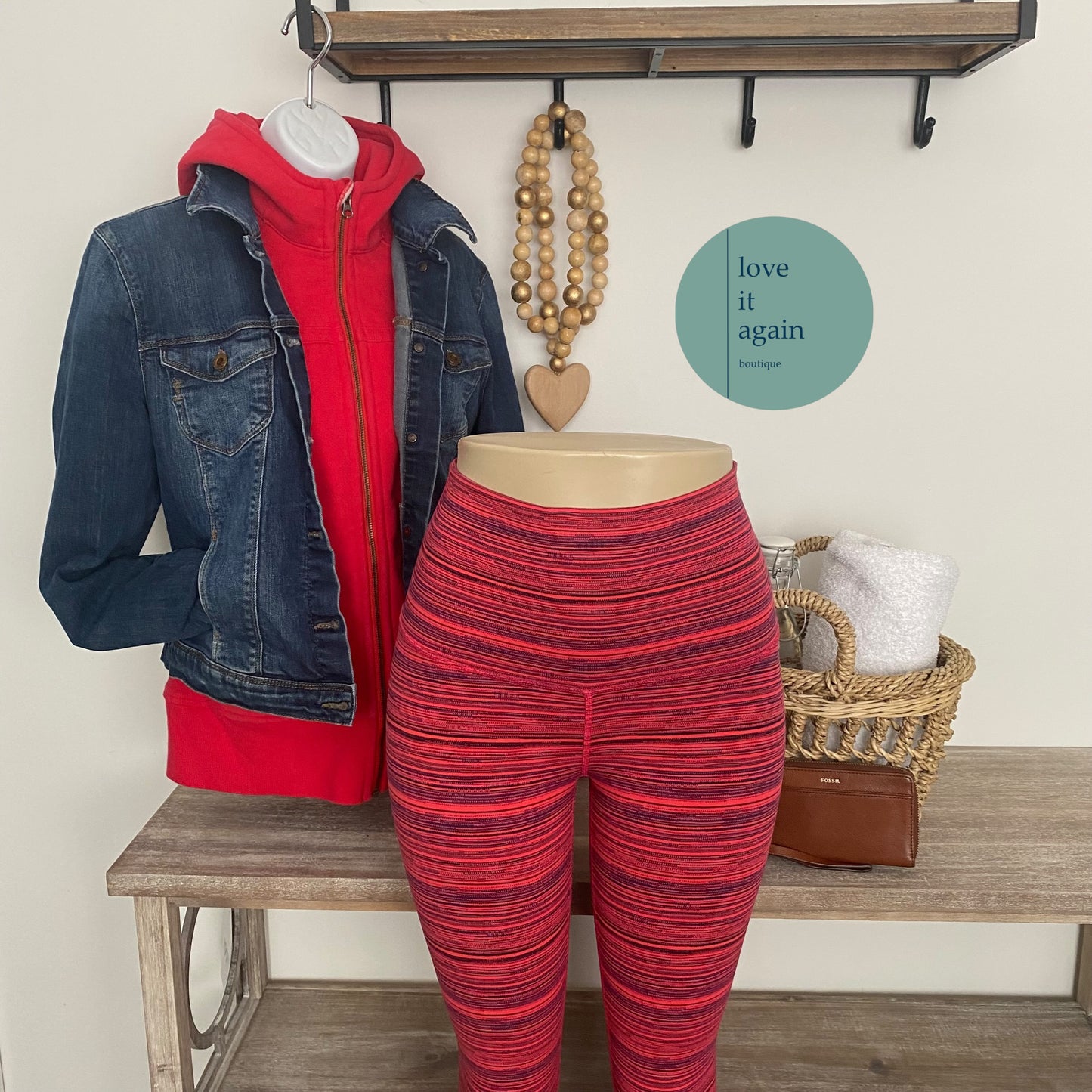 Rare Lululemon Wunder Under Crops Luon 21” Size 6