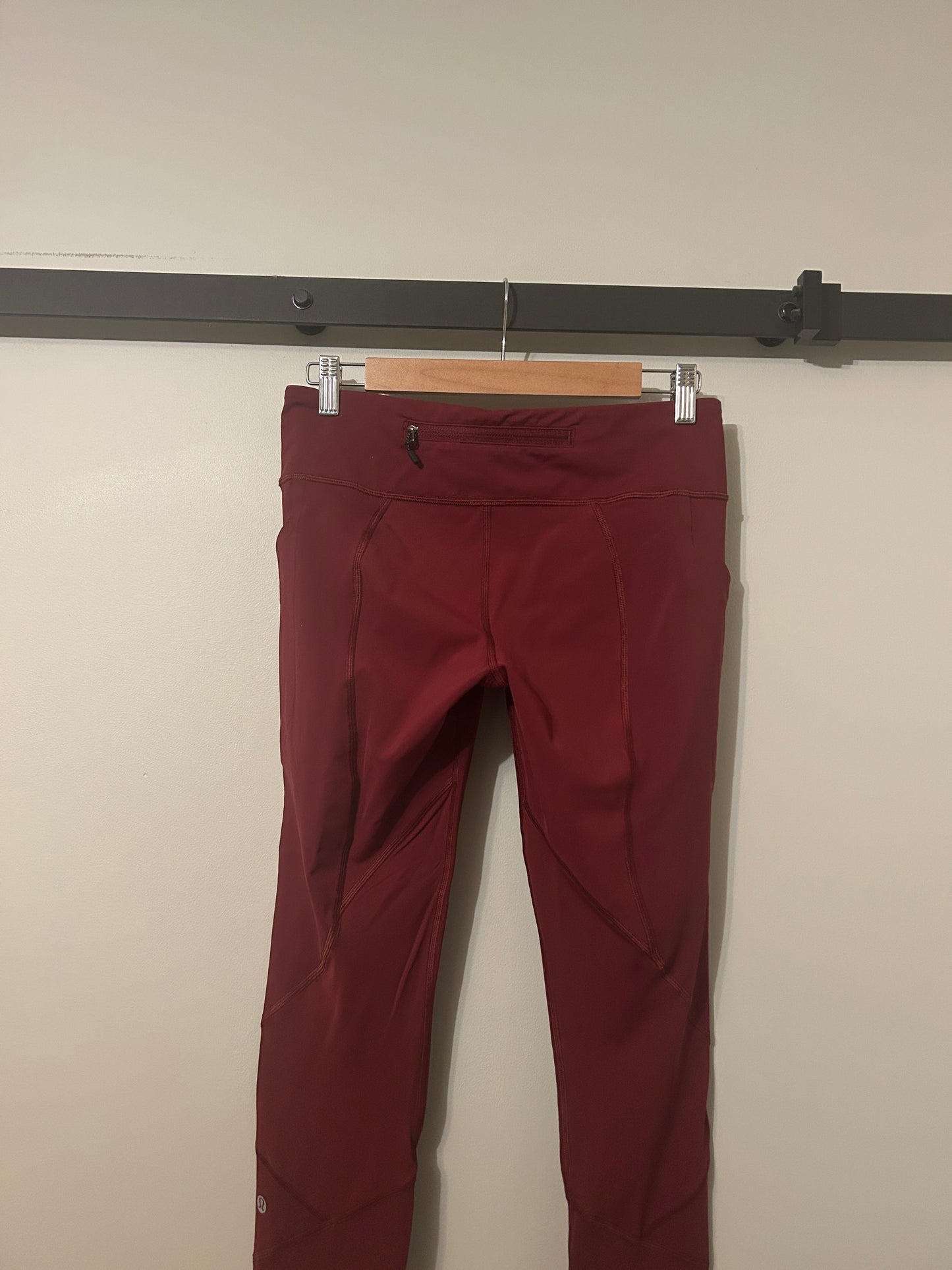 Lululemon Pace Rival Crop Leg Pockets Size 8