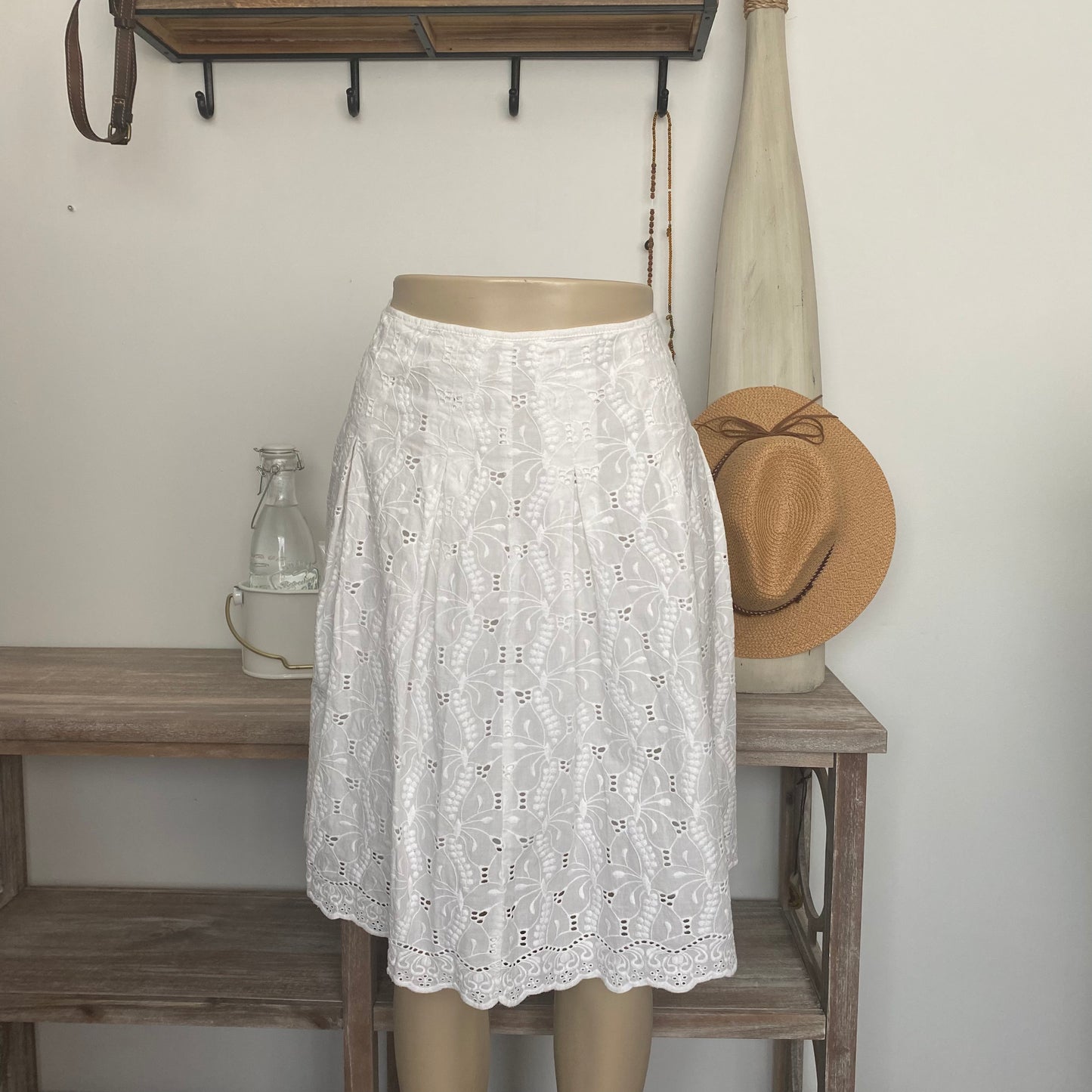 White Eyelet 100% Cotton Skirt Small-Medium