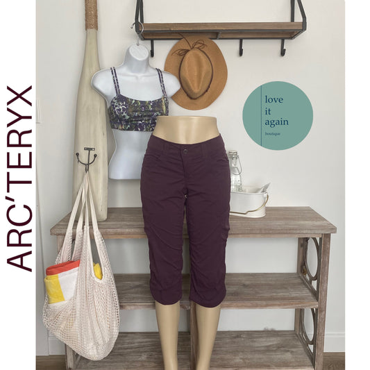 Arc’teryx Cargo Pockets Capri Crops Size 4