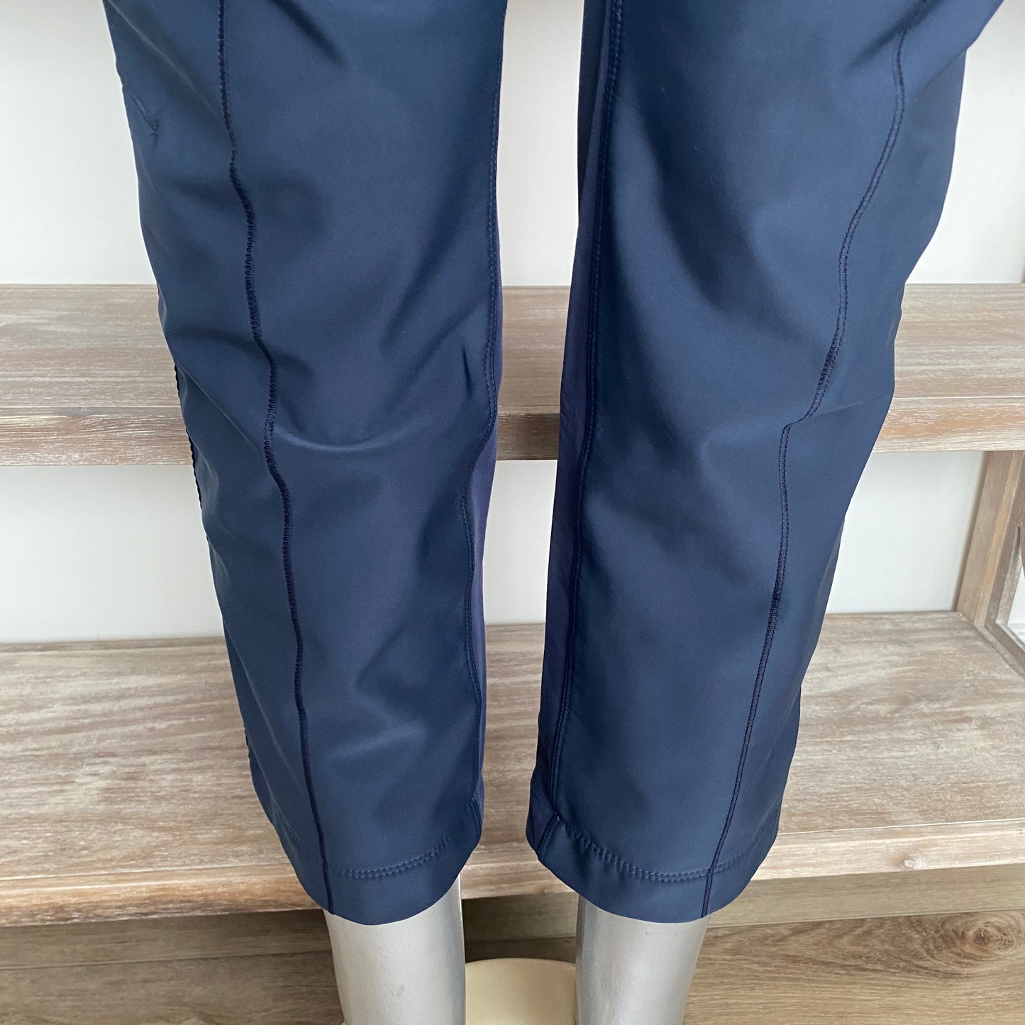 Rare Lululemon Lined Pants Size 12 - Love it again boutique