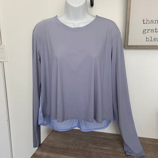Lululemon Cropped Long Sleeve Size 10 - Love it again boutique