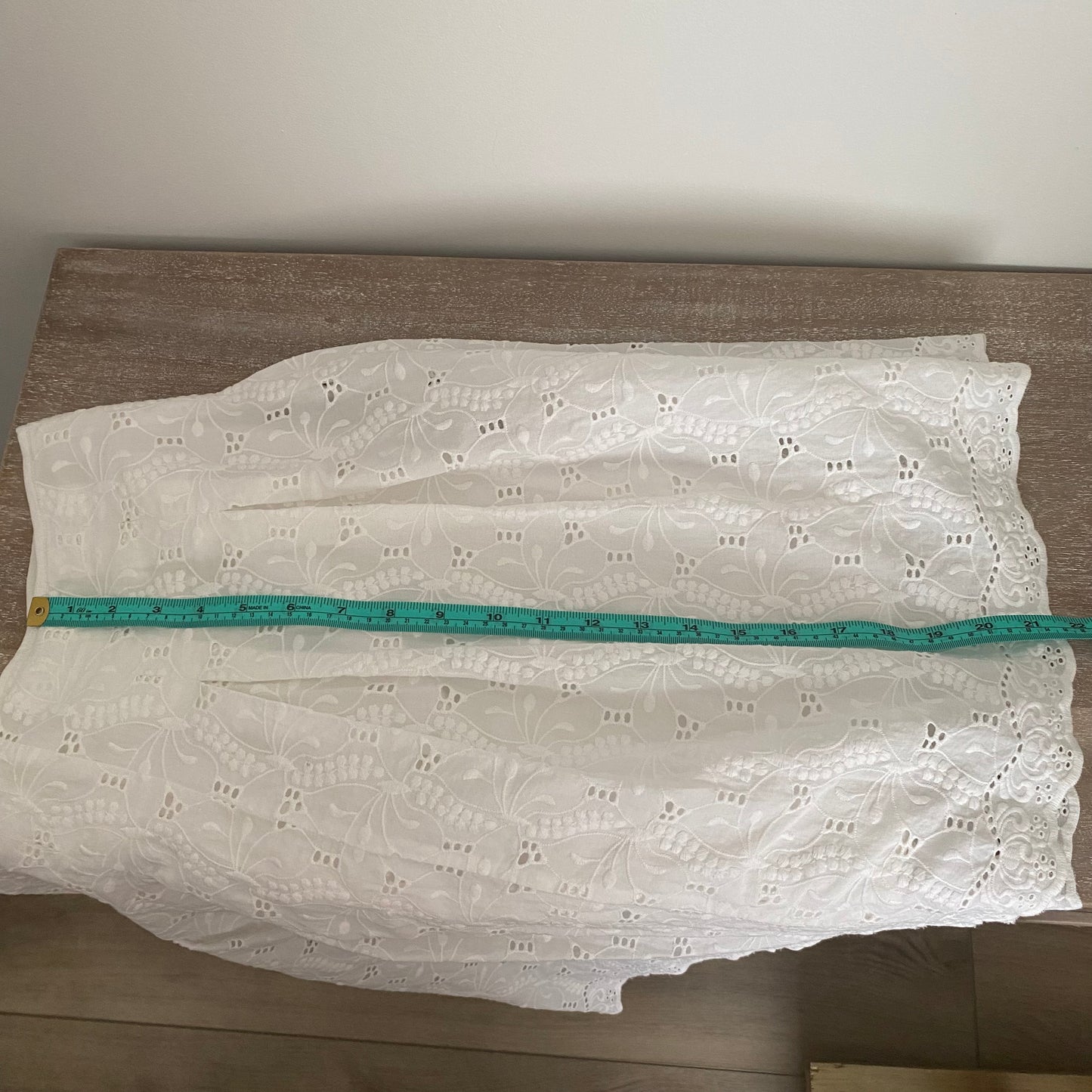 White Eyelet 100% Cotton Skirt Small-Medium