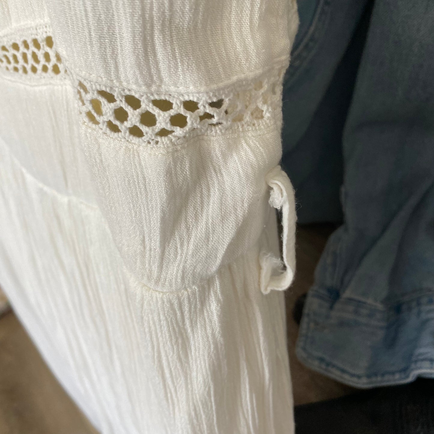 Beautiful Crochet Detailed Lined Midi Dress