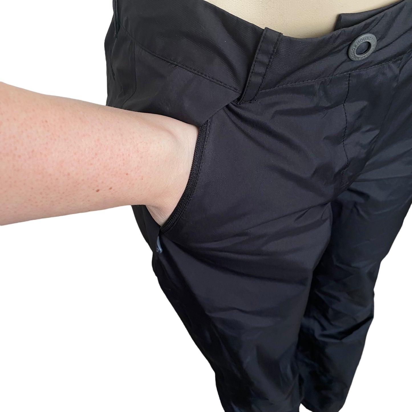 MEC Splash Waterproof Pants Black Size 6