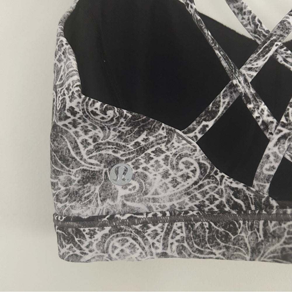 Lululemon Free To Be Serene Bra Serigraph Starlight Black Multi Rare Size 10
