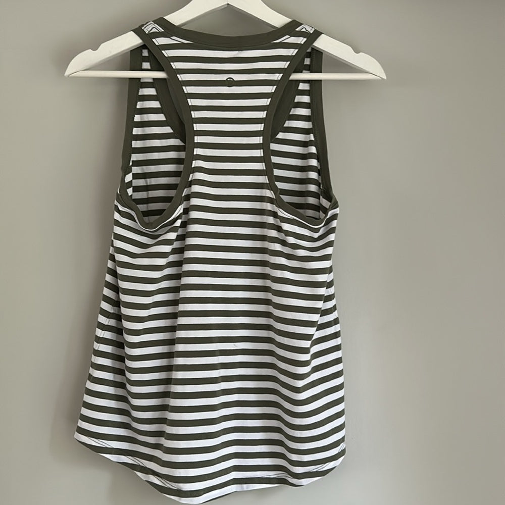 Lululemon Love Tank Like New Size 6