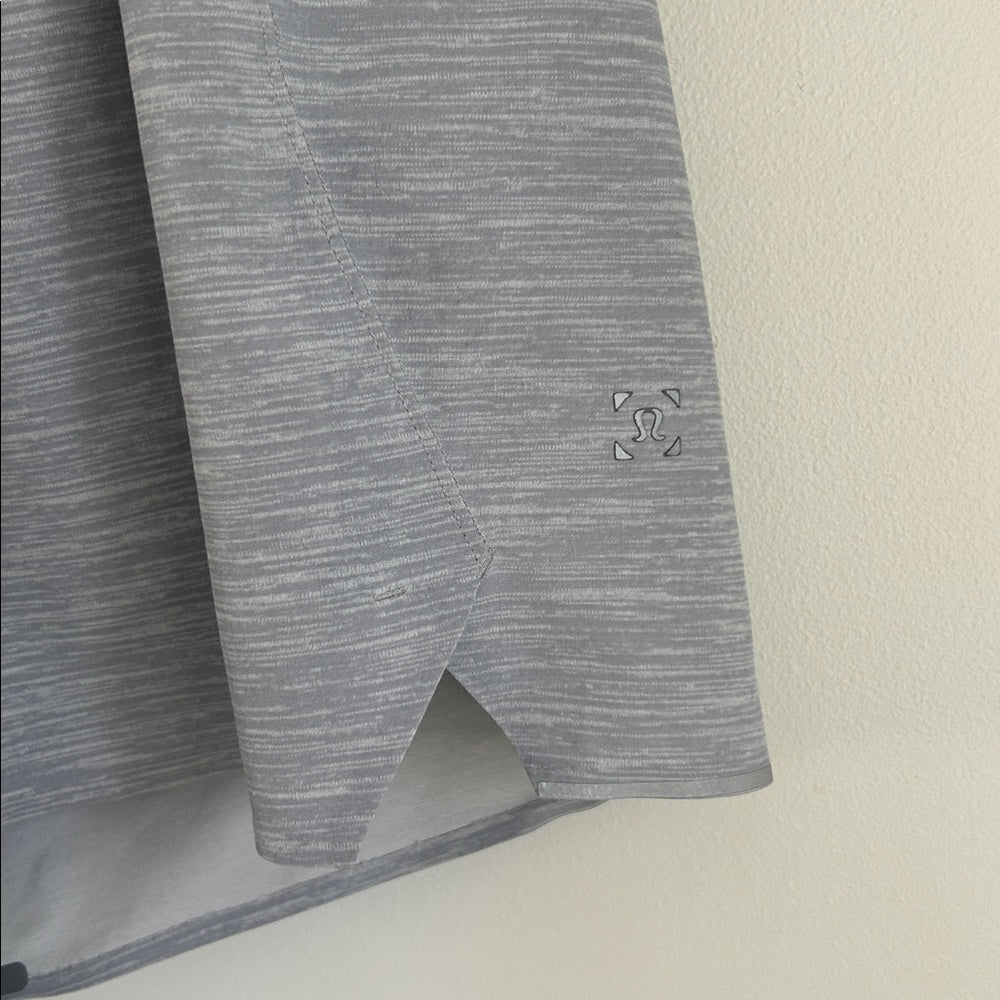 Lululemon Grey Surge Shorts 6" Medium - Love it again boutique