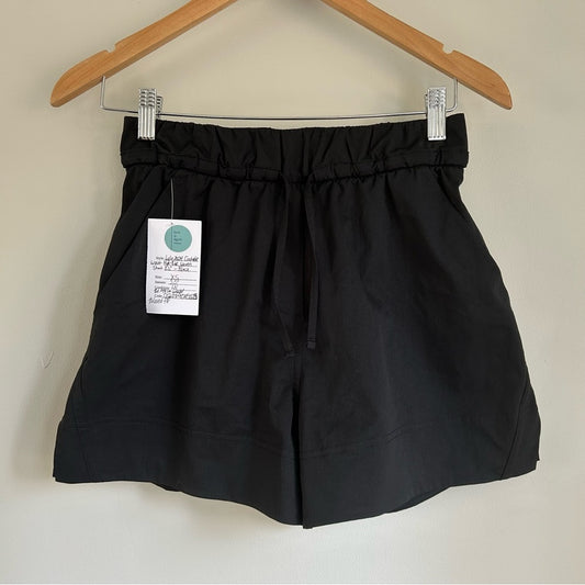 Lululemon 2024 Cinchable Waist High Rise Woven Short 3.5” Size XS
