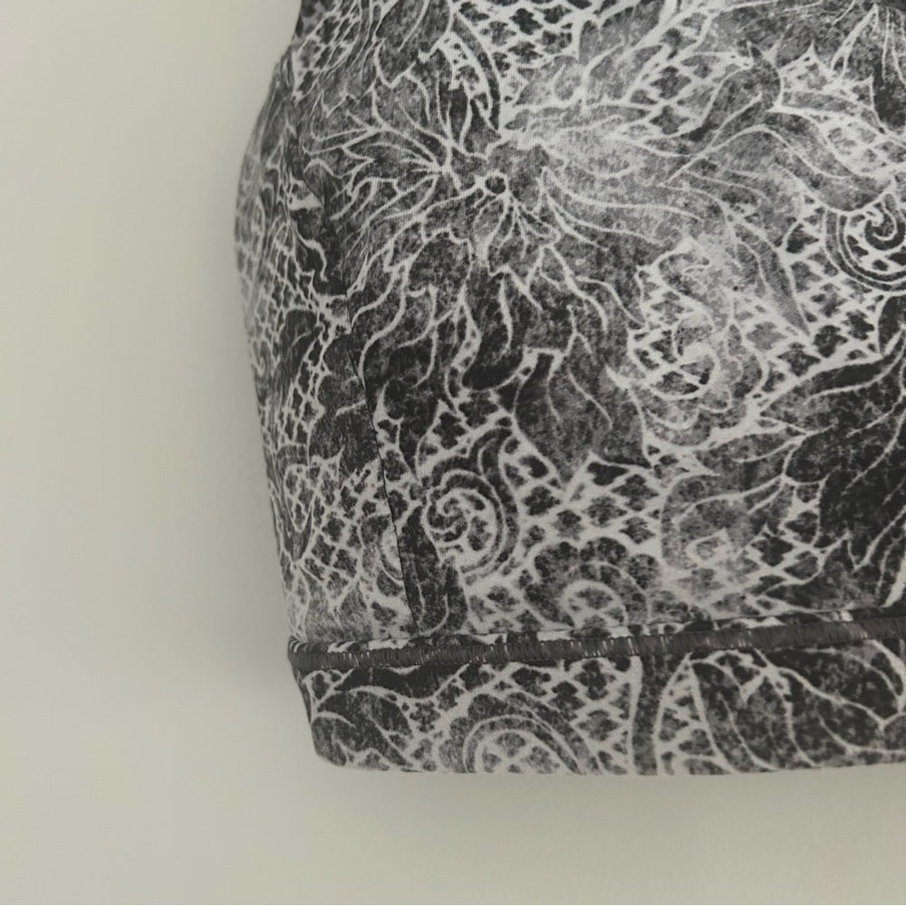 Lululemon Free To Be Serene Bra Serigraph Starlight Black Multi Rare Size 10