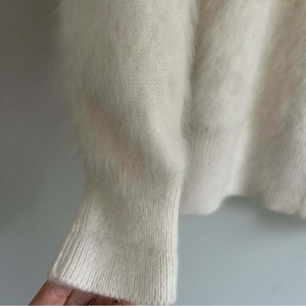 Elegant Vintage Angora Wool Soft White Button-Up Cardigan Sweater