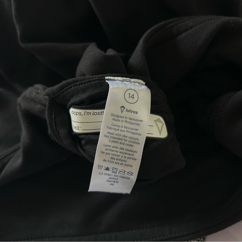 NEW! Ivivva (by Lululemon) Black Rhythmic Crop Women’s Small