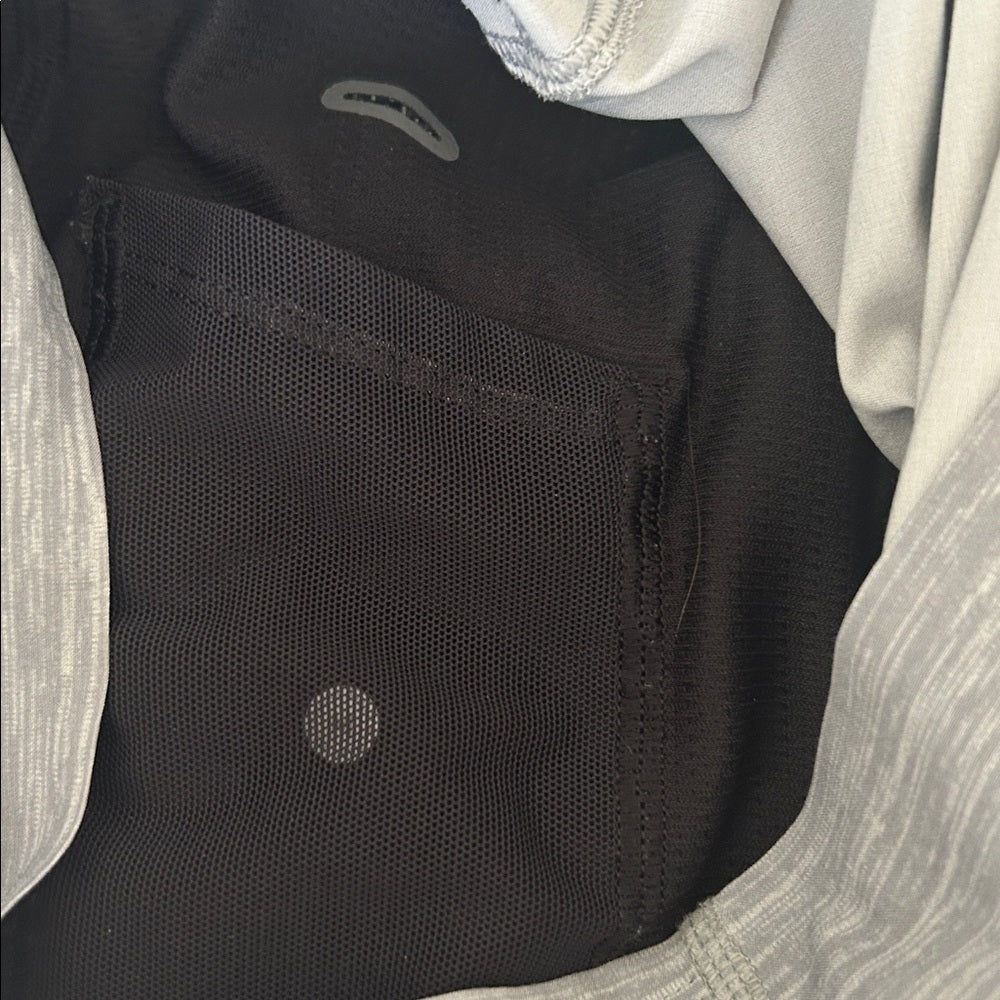 Lululemon Grey Surge Shorts 6" Medium - Love it again boutique