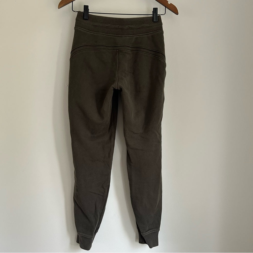 Lululemon Warm Down Jogger Rare Size 2