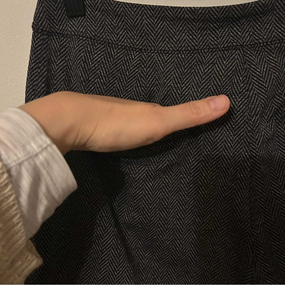 Lululemon Herringbone Similar to On The Fly Stretchy Trouser Pants Size 6