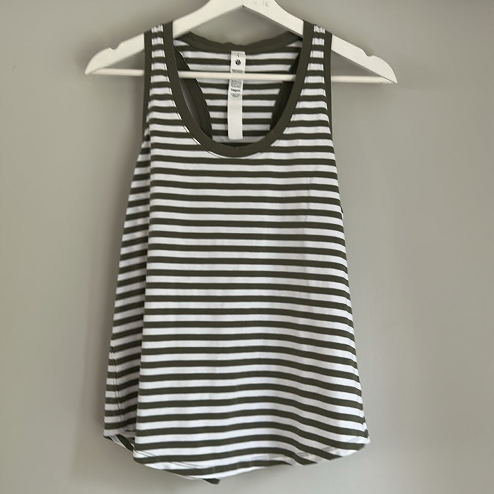 Lululemon Love Tank Like New Size 6