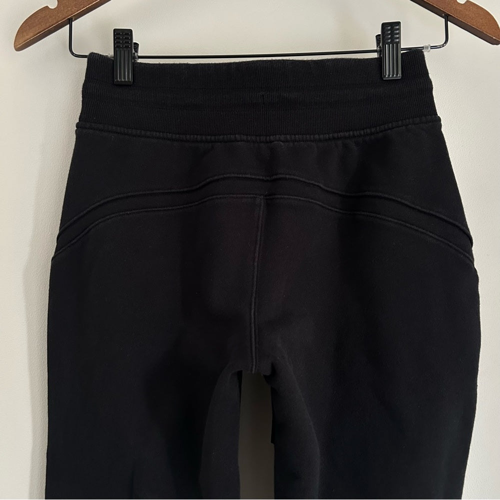 Lululemon Warm Down Jogger Black Size 2